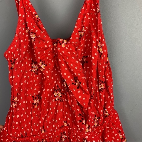Francescas Red Floral Tie Romper - Picture 5 of 5